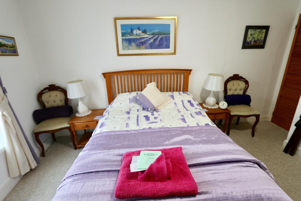 The Old Bakehouse Bed and Breakfast Colyton Buitenkant foto