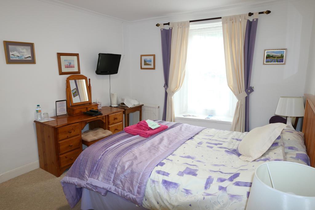 The Old Bakehouse Bed and Breakfast Colyton Buitenkant foto