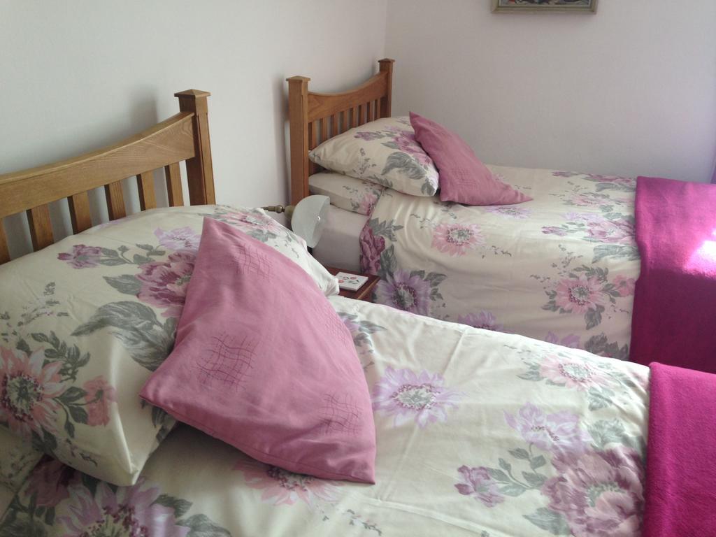 The Old Bakehouse Bed and Breakfast Colyton Buitenkant foto