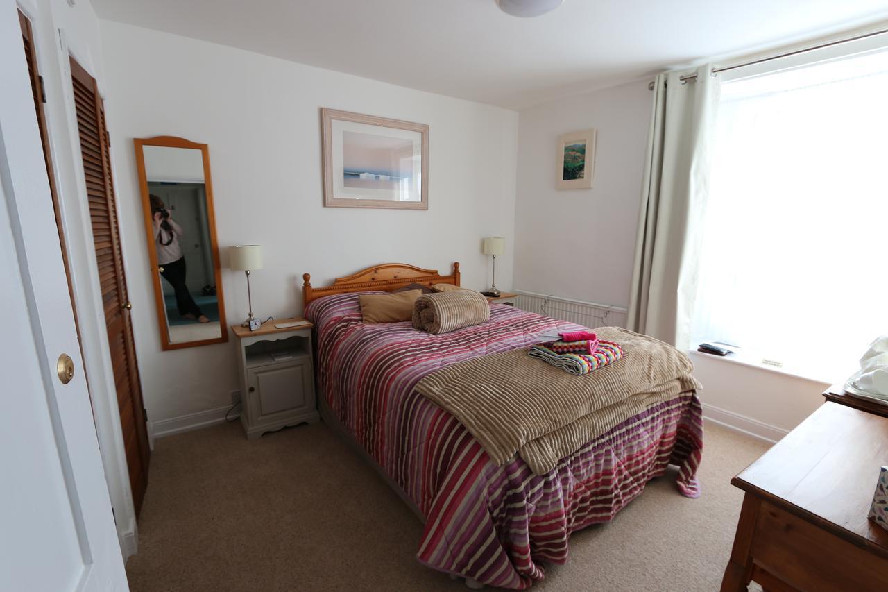 The Old Bakehouse Bed and Breakfast Colyton Buitenkant foto