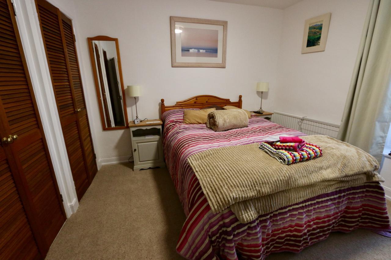 The Old Bakehouse Bed and Breakfast Colyton Buitenkant foto